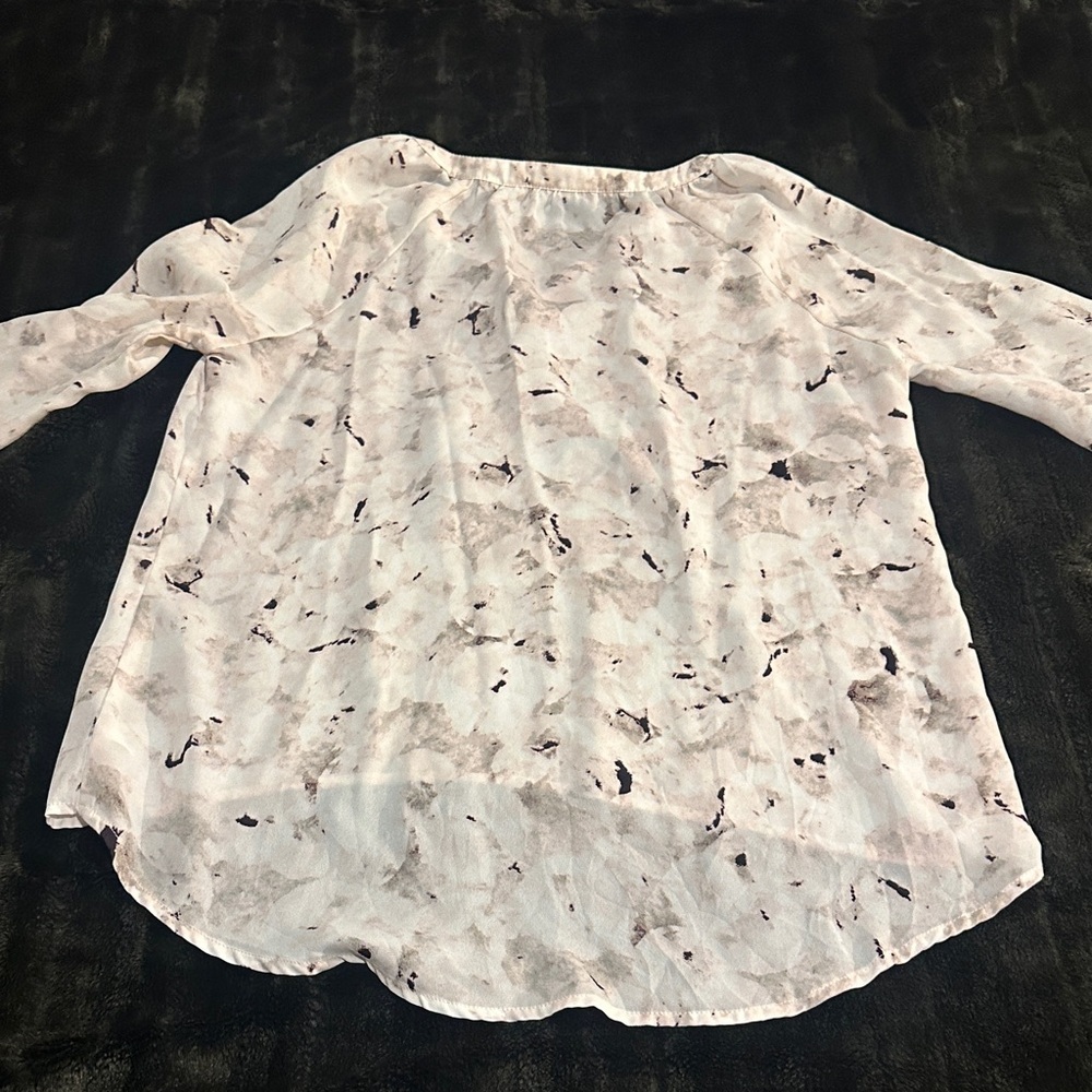 Cynthia Rowley Elegant White rose beige and Black Women's Top vneck elbow length - Picture 7 of 10
